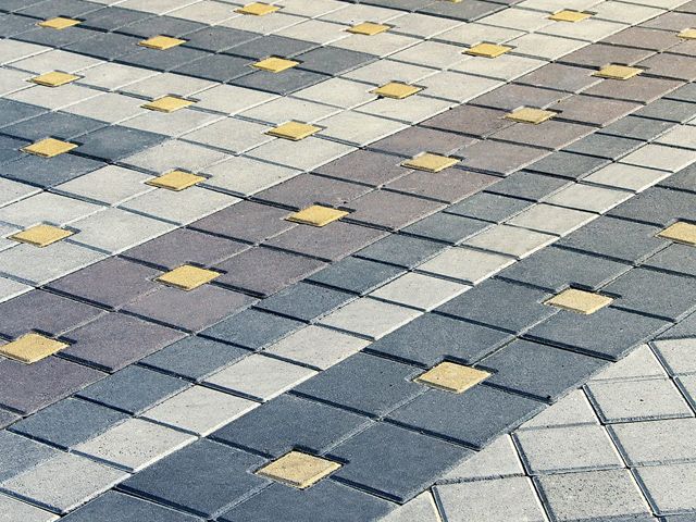 Бруківка «Пікассо» від OZON