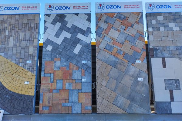 Стенди зі зразками бруківки OZON